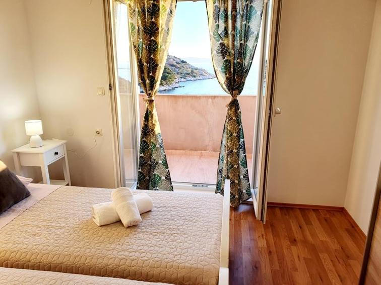 Apartman Sime Tribalj Εξωτερικό φωτογραφία