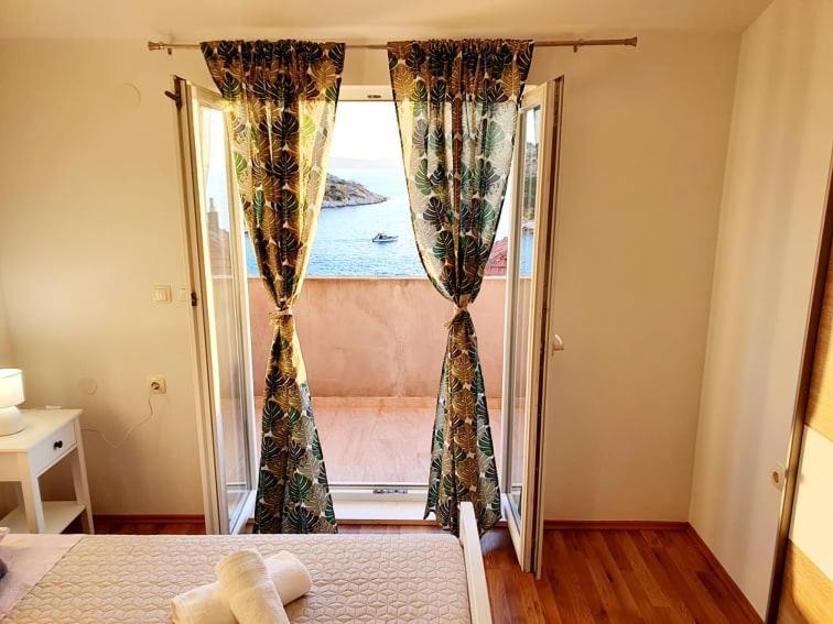 Apartman Sime Tribalj Εξωτερικό φωτογραφία