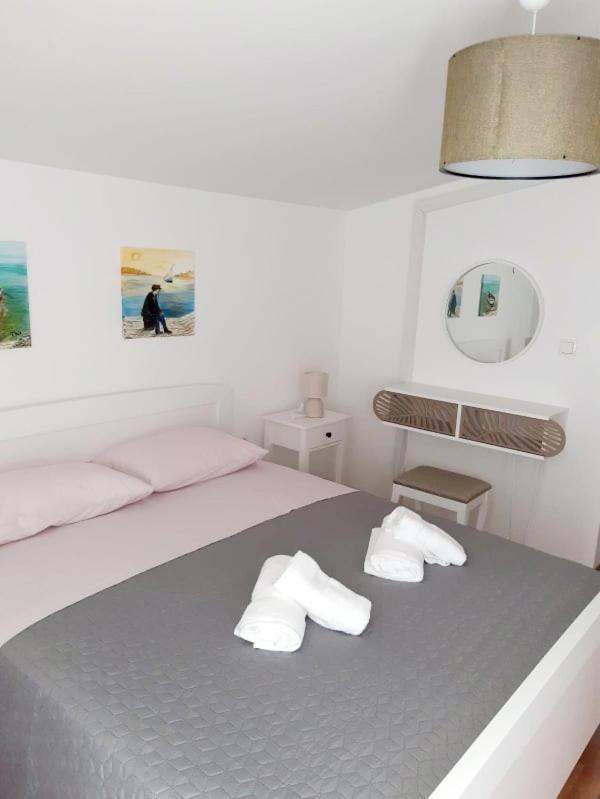 Apartman Sime Tribalj Εξωτερικό φωτογραφία
