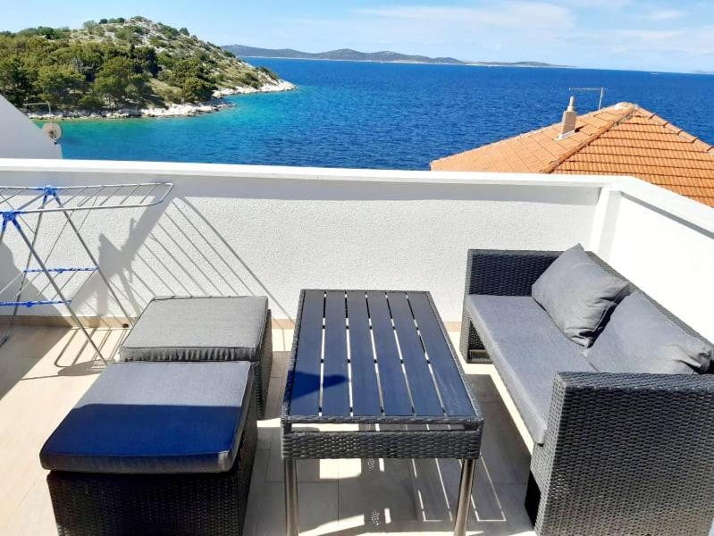 Apartman Sime Tribalj Εξωτερικό φωτογραφία